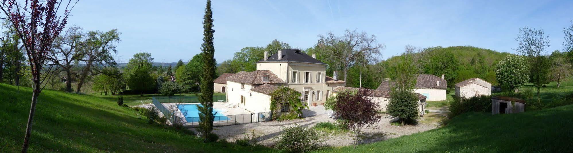 Bed and Breakfast Aux Trois Fontaines Eynesse Екстер'єр фото