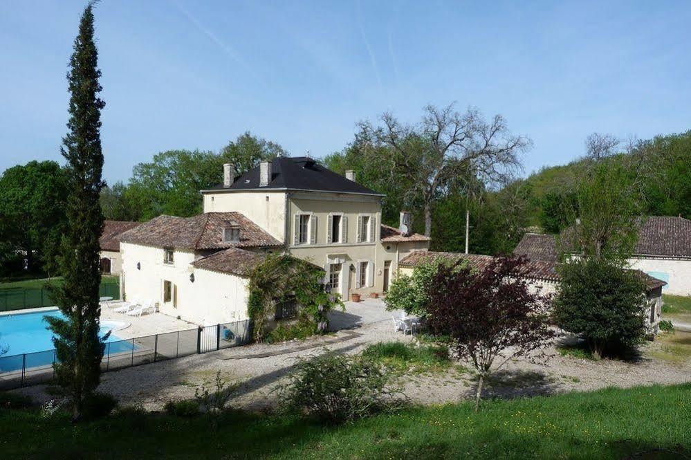 Bed and Breakfast Aux Trois Fontaines Eynesse Екстер'єр фото
